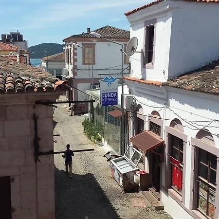 Cunda Altay Hotel Готель