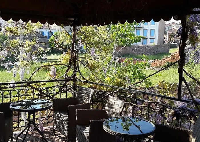 Готель Cunda Altay Hotel Айвалик