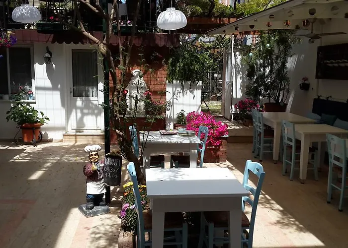 Cunda Altay Hotel Готель Айвалик