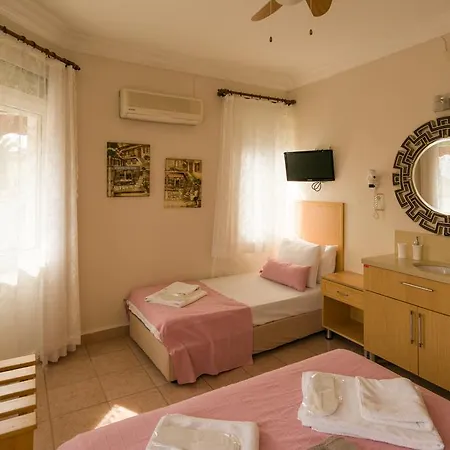 ホテル Cunda Altay Hotel *