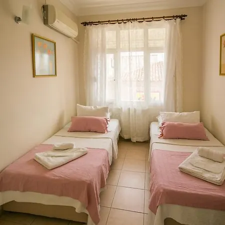 ホテル Cunda Altay Hotel *