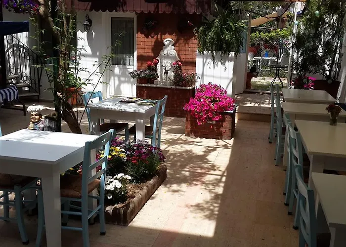 Cunda Altay Hotel فندق